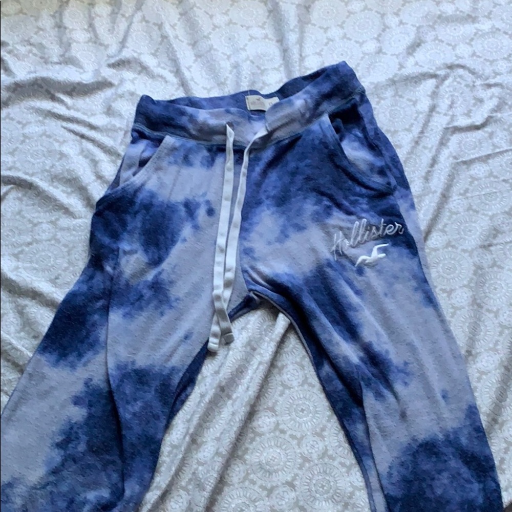 blue tie dye hollister sweatpants